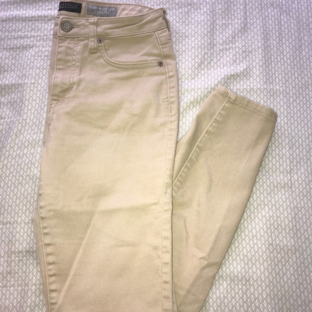 Aeropostale Jegging Khaki Pants